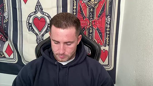 Snapshot of brettmycles28 chatting on December 4, 2025, 6:27 pm brettmycles28 online show from December 4, 2025, 6:27 pm