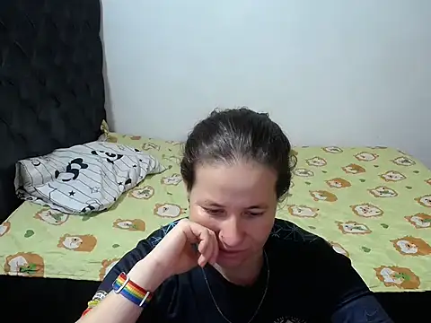Valentina charlys online show from October 10, 2025, 11:42 am
