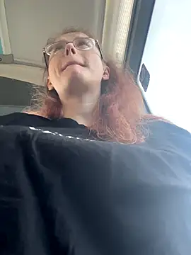 raen001 online show from November 7, 2025, 8:58 am