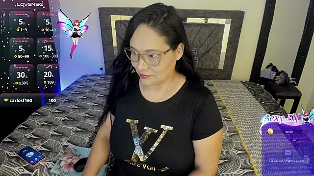 Laurasofia01 online show from June 3, 2026, 1:52 am