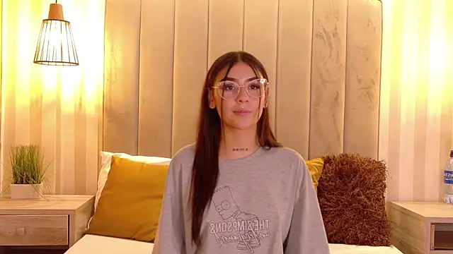 Snapshot of VioletBlaze chatting on September 26, 2025, 1:31 am VioletBlaze online show from September 26, 2025, 1:31 am