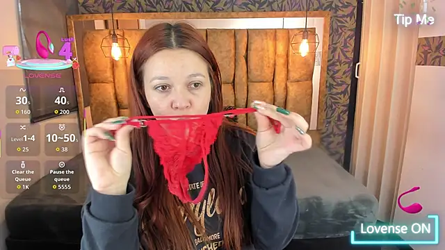 Isa Thompson   online show from January 18, 2026, 12:20 pm