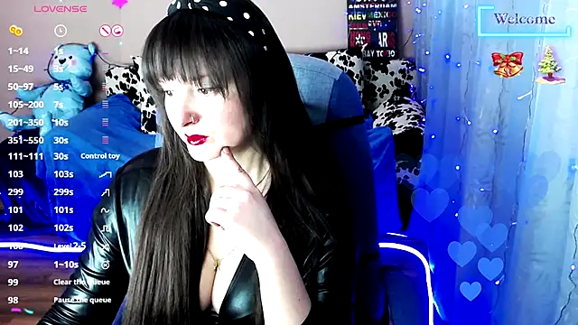 Snapshot of MilaRay chatting on January 24, 2025, 8:44 am MilaRay online show from January 24, 2025, 8:44 am