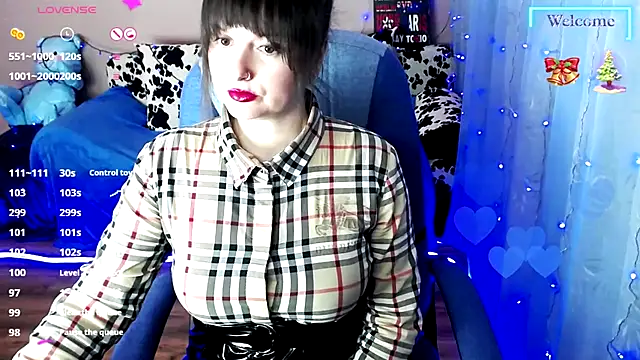 Snapshot of MilaRay chatting on February 6, 2025, 2:26 pm MilaRay online show from February 6, 2025, 2:26 pm