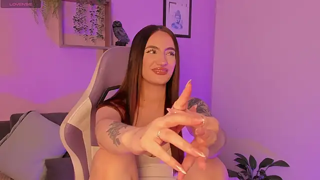 Snapshot of _CELESTE_MOORE chatting on October 24, 2025, 10:39 pm CELESTE MOORE online show from October 24, 2025, 10:39 pm