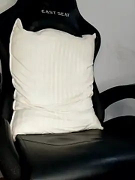 Snapshot of Bosssweet22cm chatting on February 5, 2026, 4:50 am Bosssweet22cm online show from February 5, 2026, 4:50 am