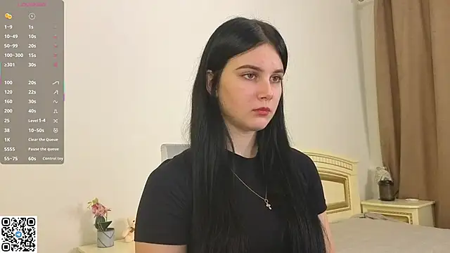 EnricaElis online show from November 11, 2025, 8:09 pm