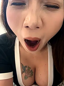 Snapshot of Dujuan-d chatting on November 2, 2025, 11:12 am Dujuan-d online show from November 2, 2025, 11:12 am