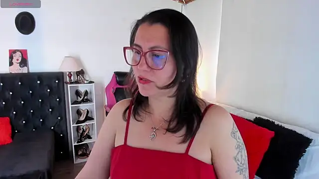 D Martii online show from November 25, 2025, 1:22 pm