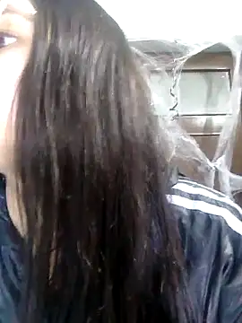 SofieLove 01 online show from November 2, 2025, 7:11 am