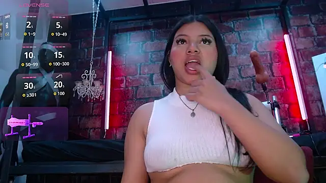 MariyaNovaki online show from September 12, 2025, 12:27 pm