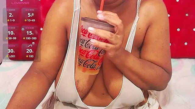 Snapshot of wonderfuldiana chatting on September 27, 2025, 8:25 pm wonderfuldiana online show from September 27, 2025, 8:25 pm