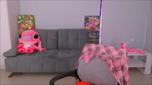 queenofthesense  online show from September 9, 2025, 10:26 am