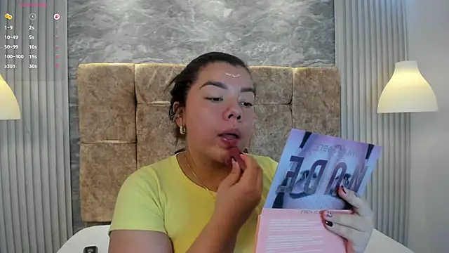 leilapons online show from November 19, 2025, 5:57 pm