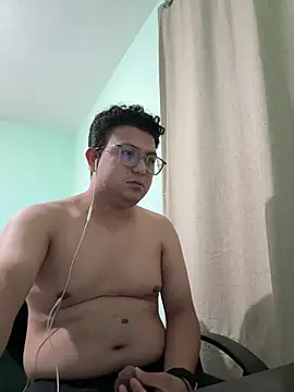 Snapshot of JaviSala chatting on May 25, 2026, 8:15 pm JaviSala online show from May 25, 2026, 8:15 pm