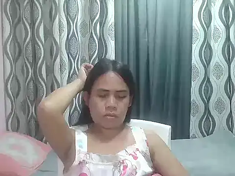 Snapshot of exoticpinay_dolly chatting on May 16, 2026, 12:51 am exoticpinay dolly online show from May 16, 2026, 12:51 am