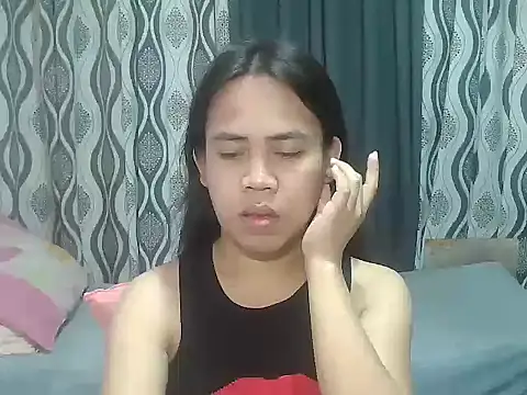 Snapshot of exoticpinay_dolly chatting on June 1, 2026, 12:12 am exoticpinay dolly online show from June 1, 2026, 12:12 am
