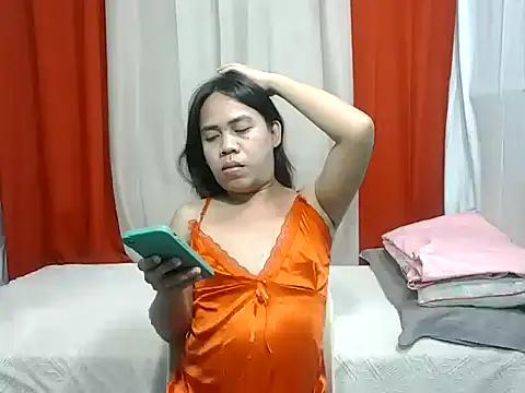 Snapshot of exoticpinay_dolly chatting on June 3, 2026, 12:52 pm exoticpinay dolly online show from June 3, 2026, 12:52 pm