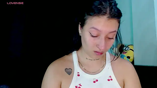 Snapshot of EVAH_LEE_ chatting on June 30, 2026, 3:18 am EVAH LEE online show from June 30, 2026, 3:18 am