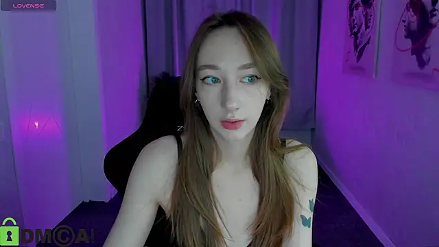 Snapshot of Miche1le_Allenne chatting on September 29, 2025, 12:05 am Miche1le Allenne online show from September 29, 2025, 12:05 am