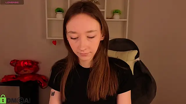 Miche1le Allenne online show from February 8, 2026, 1:09 am