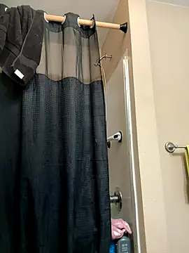 Snapshot of Bigrich112277 chatting on October 22, 2025, 10:15 am Bigrich112277 online show from October 22, 2025, 10:15 am