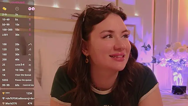 MeganStrain online show from November 11, 2025, 11:21 am