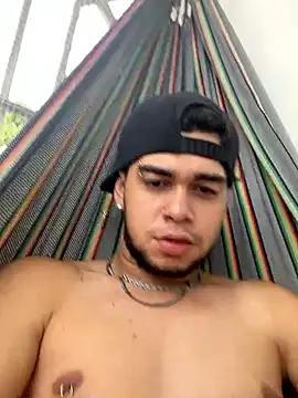 Snapshot of enzo_vittale03_ chatting on September 20, 2025, 7:15 pm enzo vittale03 online show from September 20, 2025, 7:15 pm