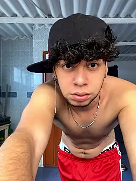 Snapshot of enzo_vittale03_ chatting on January 11, 2026, 6:57 pm enzo vittale03 online show from January 11, 2026, 6:57 pm