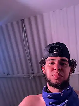 Snapshot of enzo_vittale03_ chatting on February 14, 2026, 1:41 pm enzo vittale03 online show from February 14, 2026, 1:41 pm