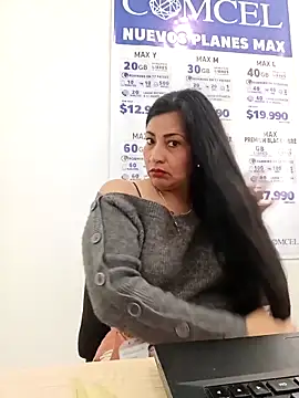 PAULA20- online show from November 15, 2025, 12:45 pm