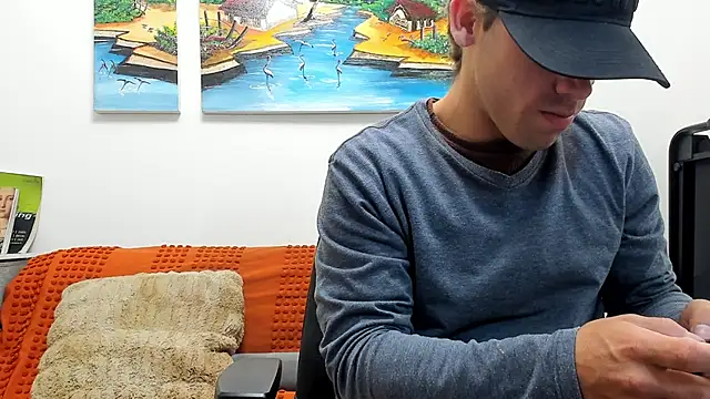 Snapshot of alex-golden chatting on September 22, 2025, 1:24 pm alex-golden online show from September 22, 2025, 1:24 pm