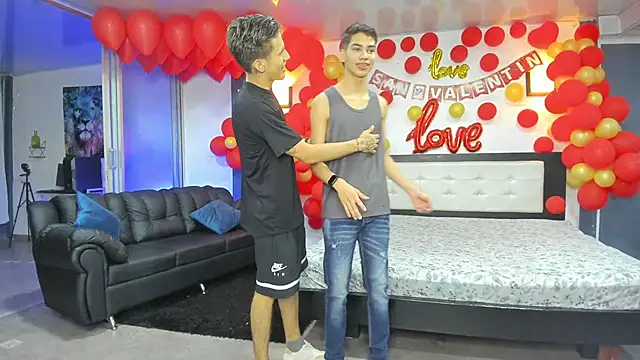 Snapshot of Bisexlifehot__ chatting on February 15, 2026, 11:01 pm Bisexlifehot online show from February 15, 2026, 11:01 pm