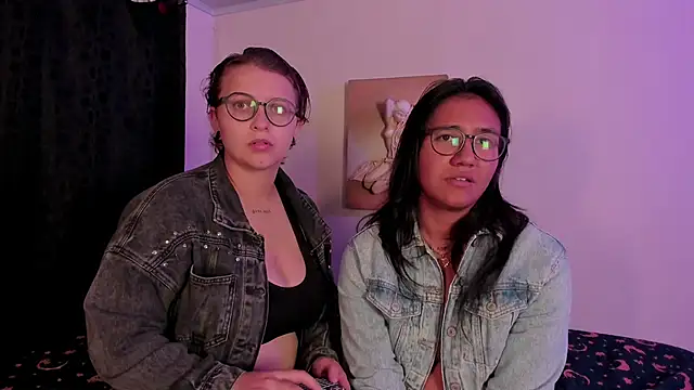 CrazyCakes  online show from December 16, 2025, 3:44 am