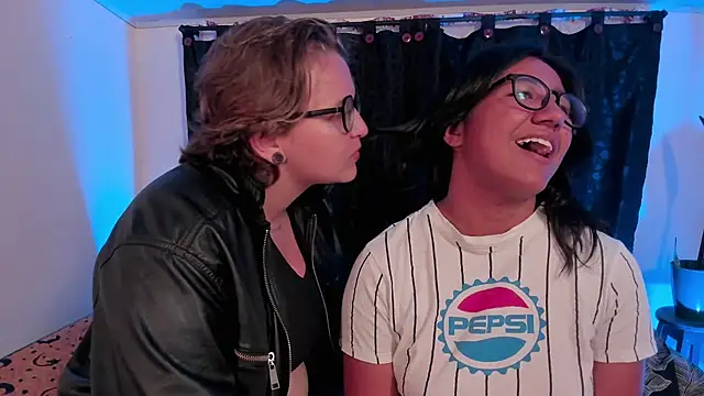 CrazyCakes  online show from April 7, 2026, 2:01 am