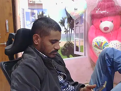 krishjaat43 online show from December 22, 2025, 10:01 am