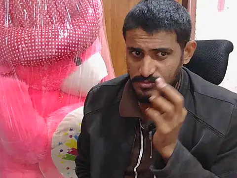 krishjaat43 online show from January 14, 2026, 4:18 am