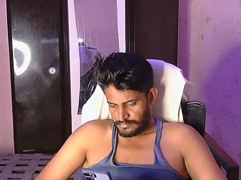 krishjaat43 online show from May 21, 2026, 3:41 pm