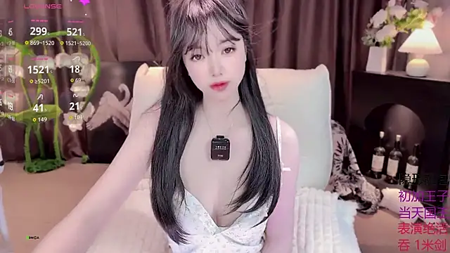 Yaievan0-0 online show from October 13, 2025, 3:06 am