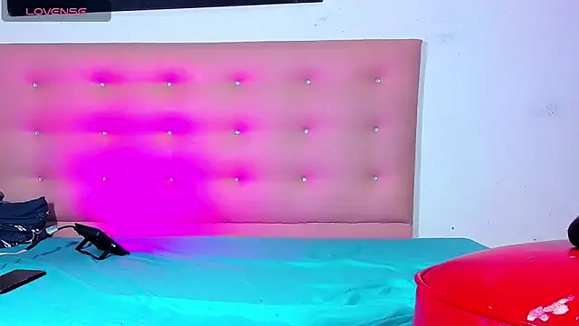 baby-isaaTs online show from February 9, 2026, 5:33 am