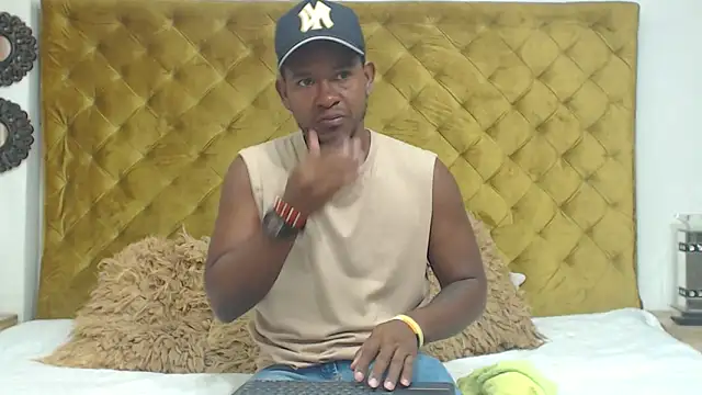 AndyCalifornia1 online show from November 10, 2025, 12:37 pm