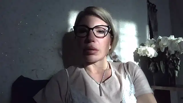 fox red lady7 online show from February 3, 2026, 6:51 am