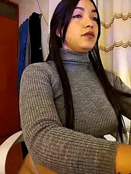 FallsForHerSmile online show from March 26, 2026, 6:08 am