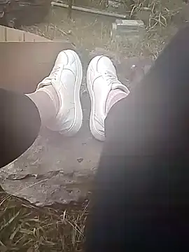 Snapshot of bb_empress chatting on September 17, 2025, 1:35 pm bb empress online show from September 17, 2025, 1:35 pm