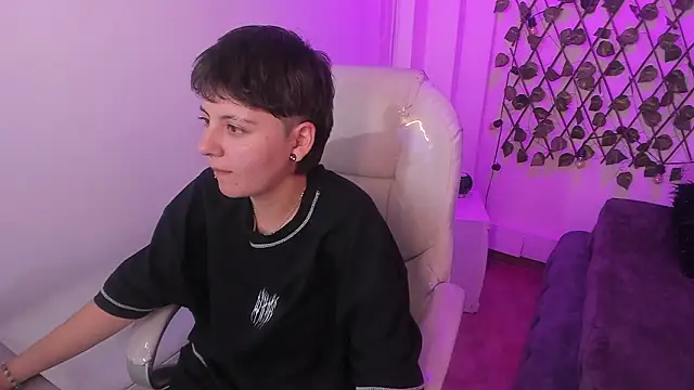 Snapshot of Nathaly_ds chatting on February 27, 2026, 8:42 pm Nathaly ds online show from February 27, 2026, 8:42 pm