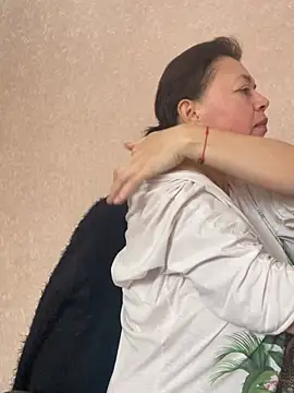 Kiravix online show from March 10, 2026, 7:35 am