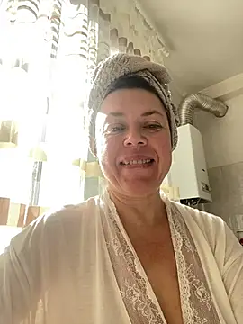 Kiravix online show from May 28, 2026, 4:32 am