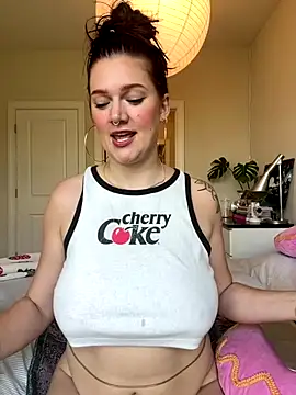 zarialove online show from September 20, 2025, 8:10 pm