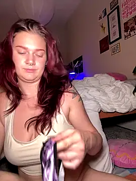 zarialove online show from October 15, 2025, 3:06 am