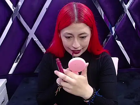 Snapshot of Melody_Klum_ chatting on October 9, 2025, 1:42 pm Melody Klum online show from October 9, 2025, 1:42 pm